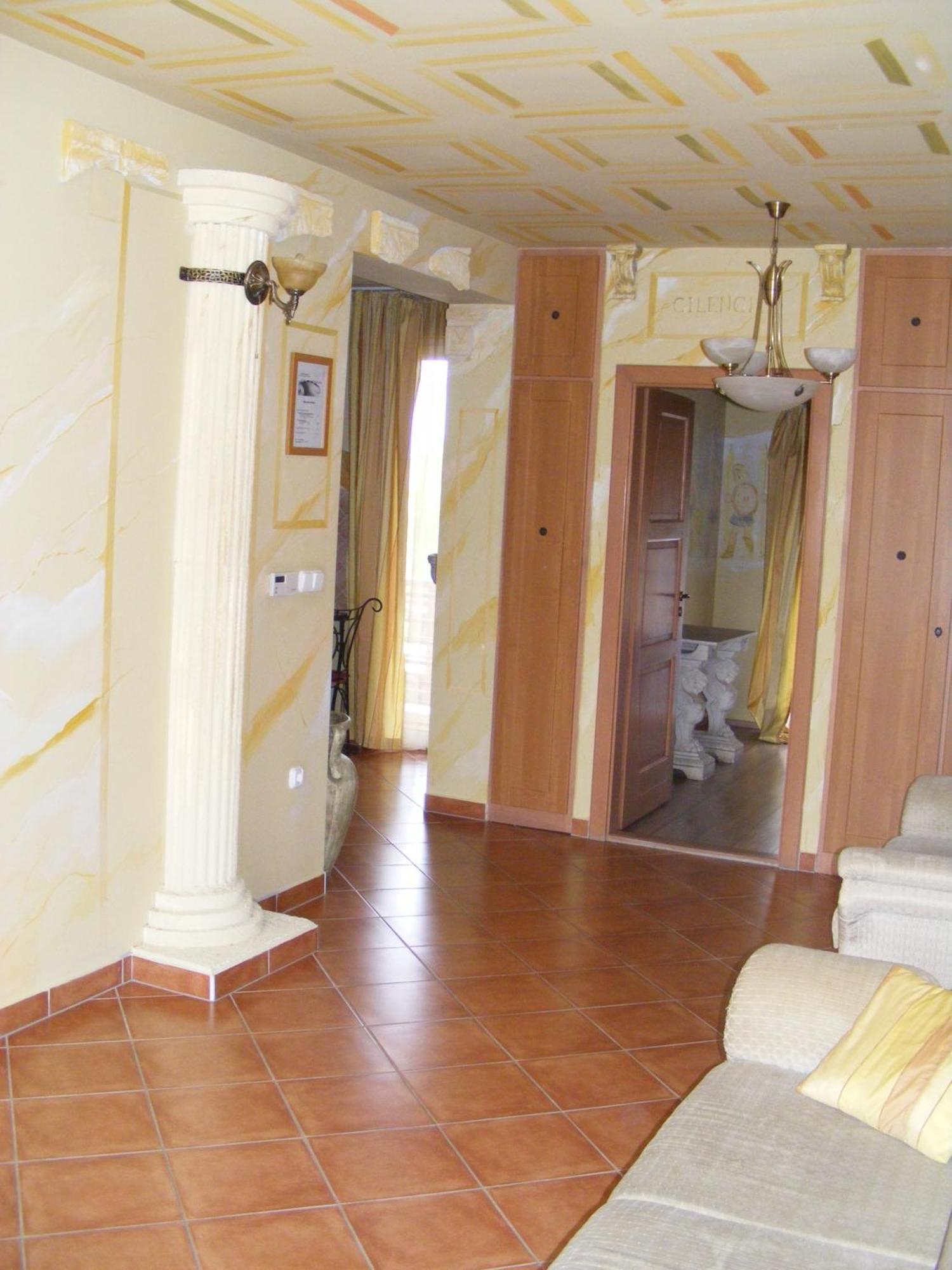 Don Quijote Koezepkori Panzio Es Etterem Otel Lenti Dış mekan fotoğraf