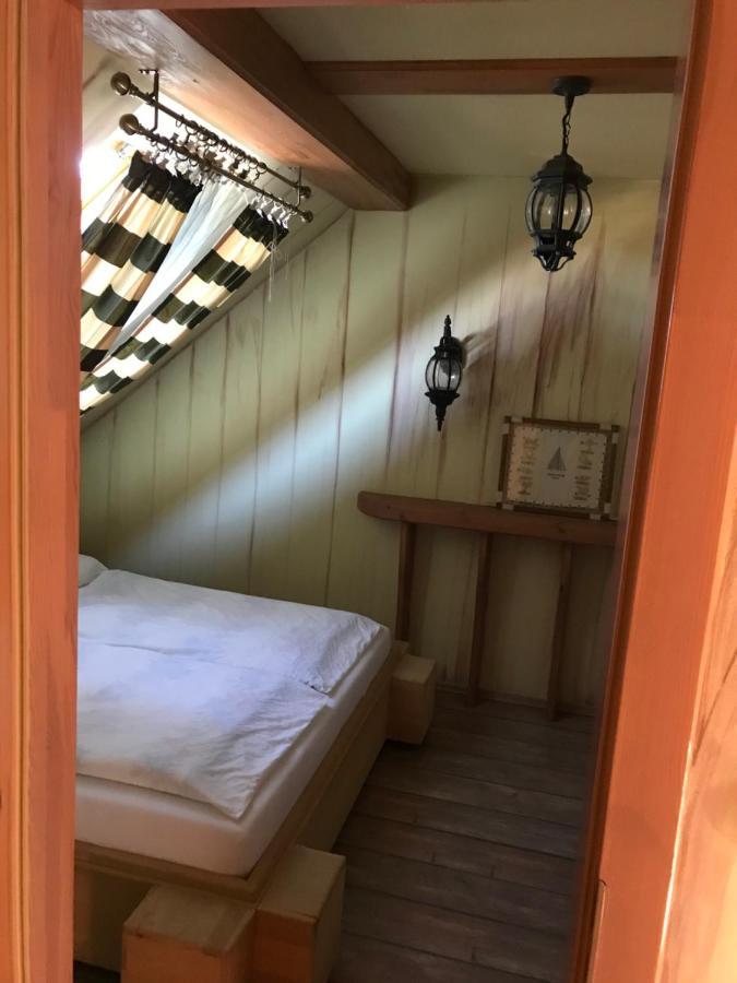 Don Quijote Koezepkori Panzio Es Etterem Otel Lenti Dış mekan fotoğraf